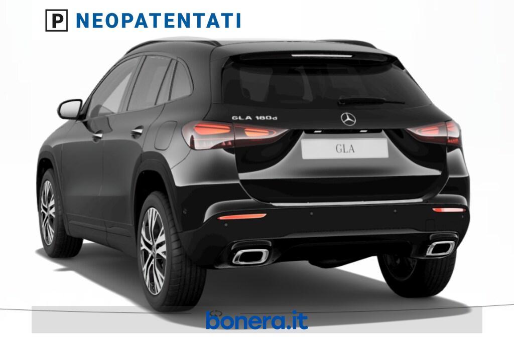 Mercedes GLA 180 180 D Progressive Advanced Plus 8G-DCT