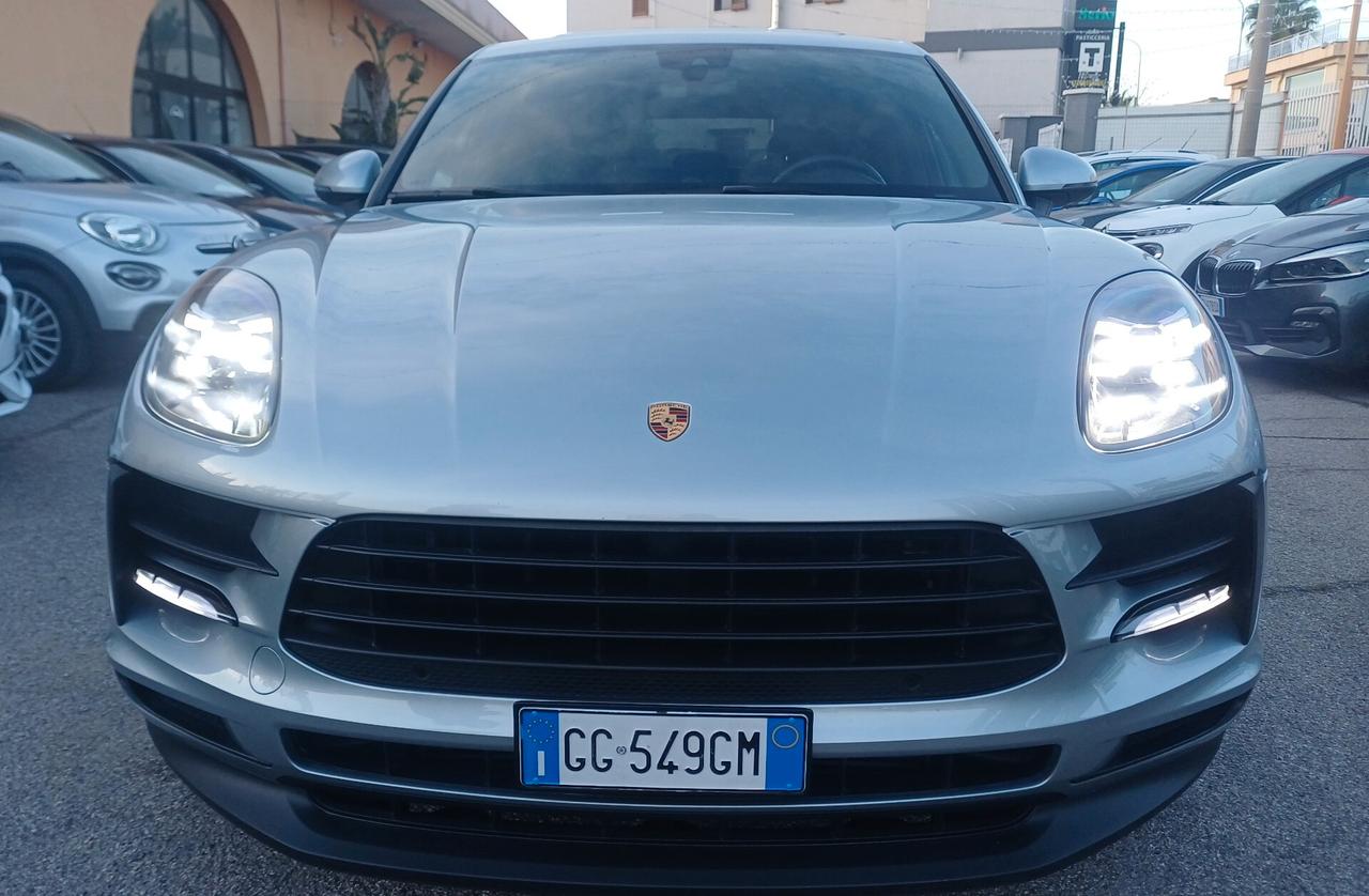 Porsche Macan 2.0 TETTO PANORAMICO APRIBILE