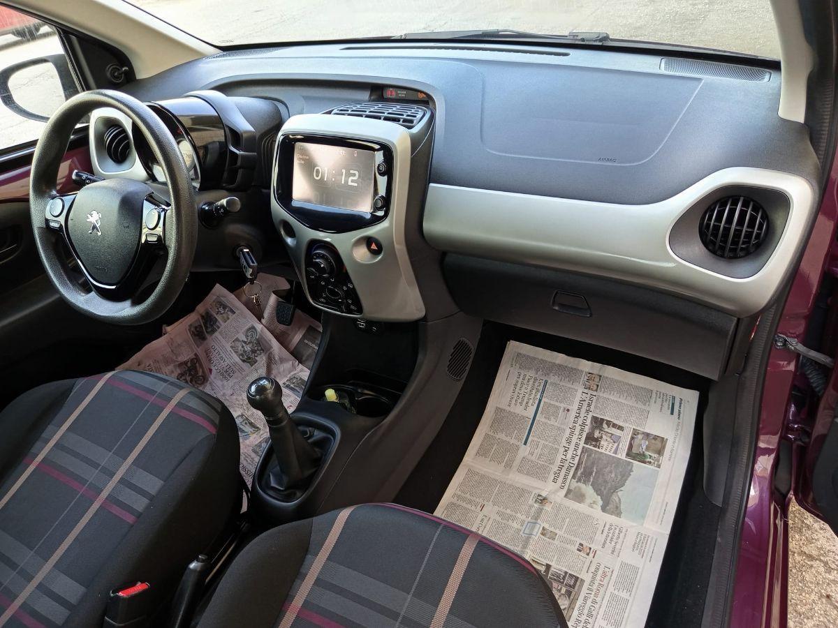 PEUGEOT 108 PureTech 82 5p. Allure 2015