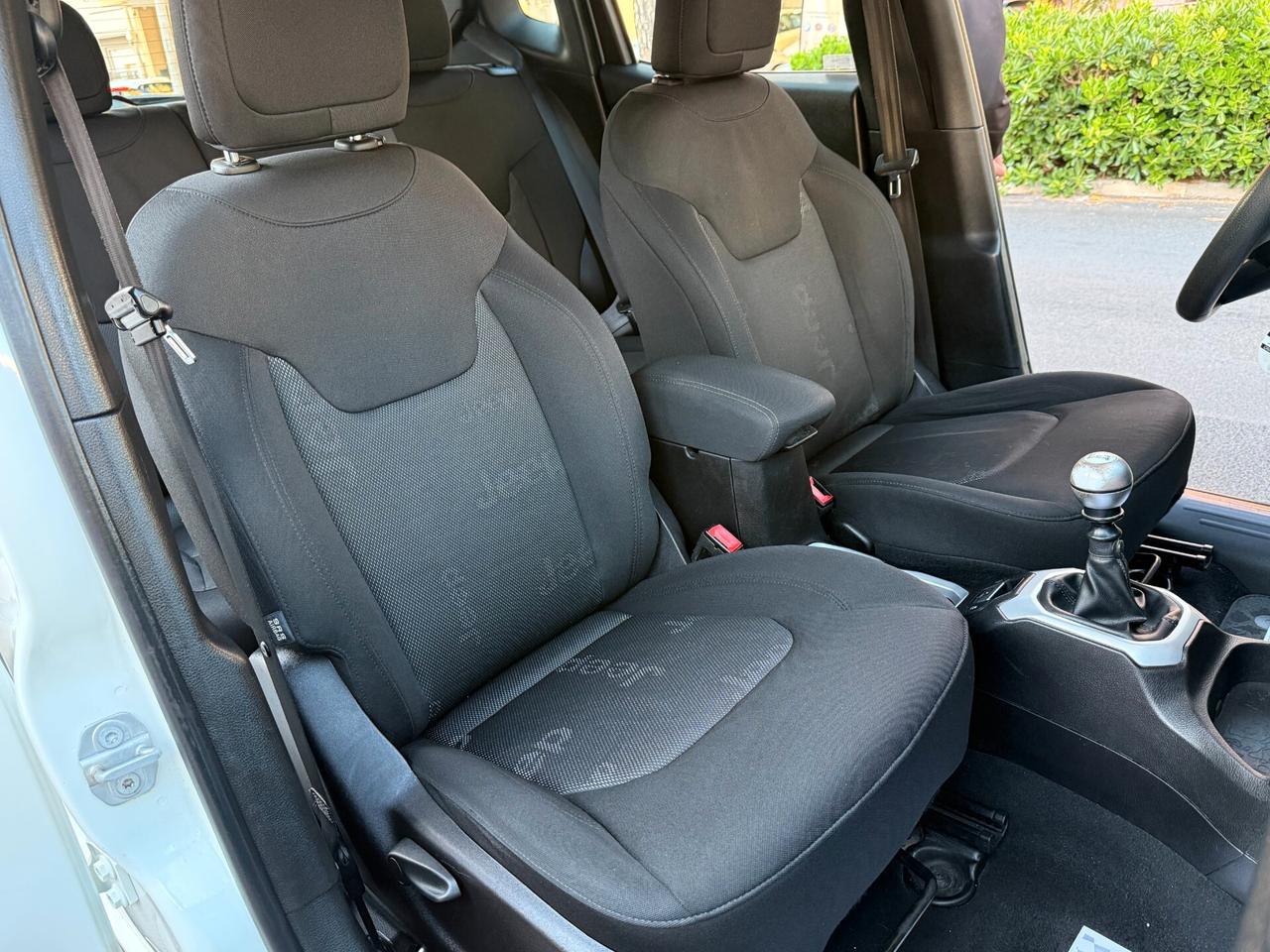 Jeep Renegade 2.0 MJT 4X4 Active Drive Sport 2017