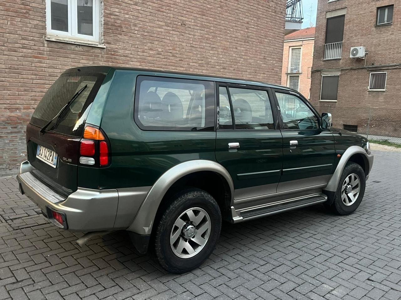 Mitsubishi Pajero Sport 2.5 TDI GLS