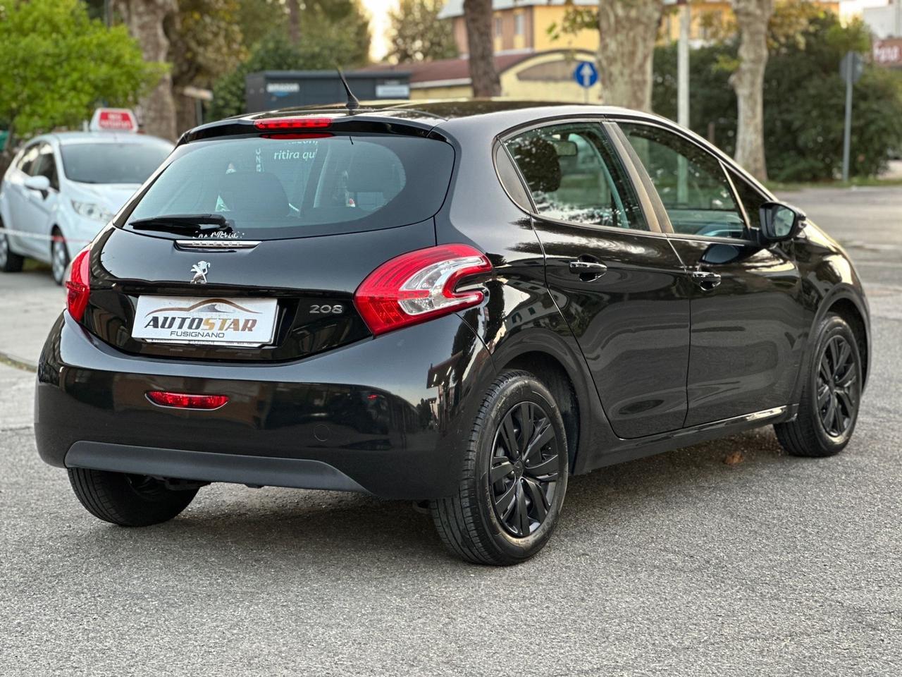 Peugeot 208 1.4 e-HDi 68CV Stop&Start 5 porte Allure 2013