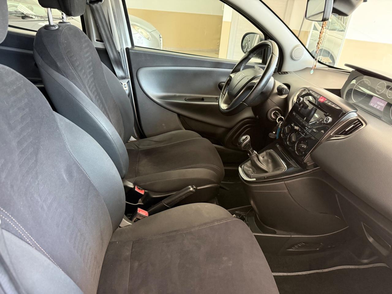 Lancia Ypsilon 1.3 MJT 16V 95 CV 5 porte S&S Platinum