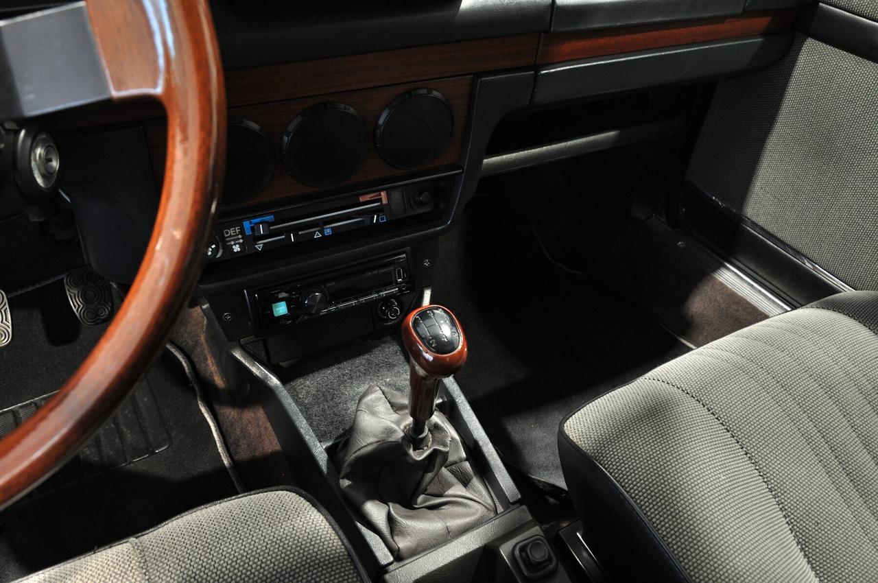 Alfa Romeo Alfetta 2.0 CEM restauro totale UNICA targa MI!