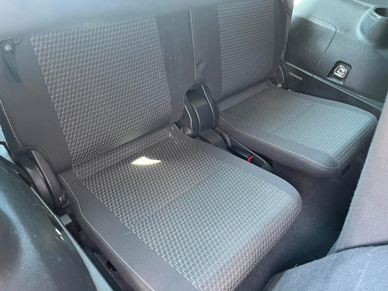Toyota Verso 1.6 D-4D **7POSTI**