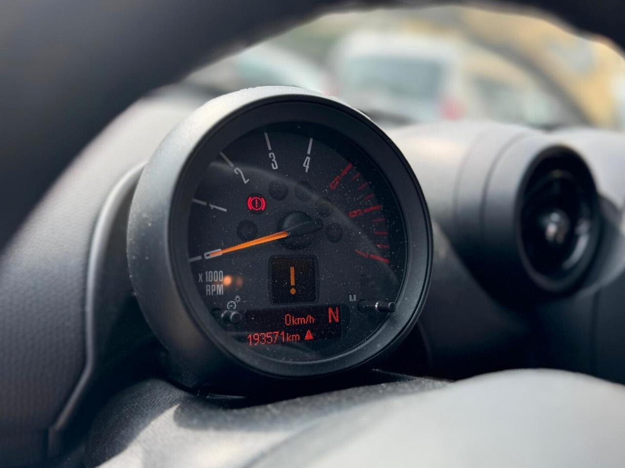 Mini Cooper D Paceman Mini 2.0 motore rotto