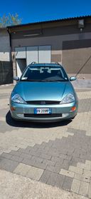 Ford Focus 1.6i 16V cat 5p. Ghia