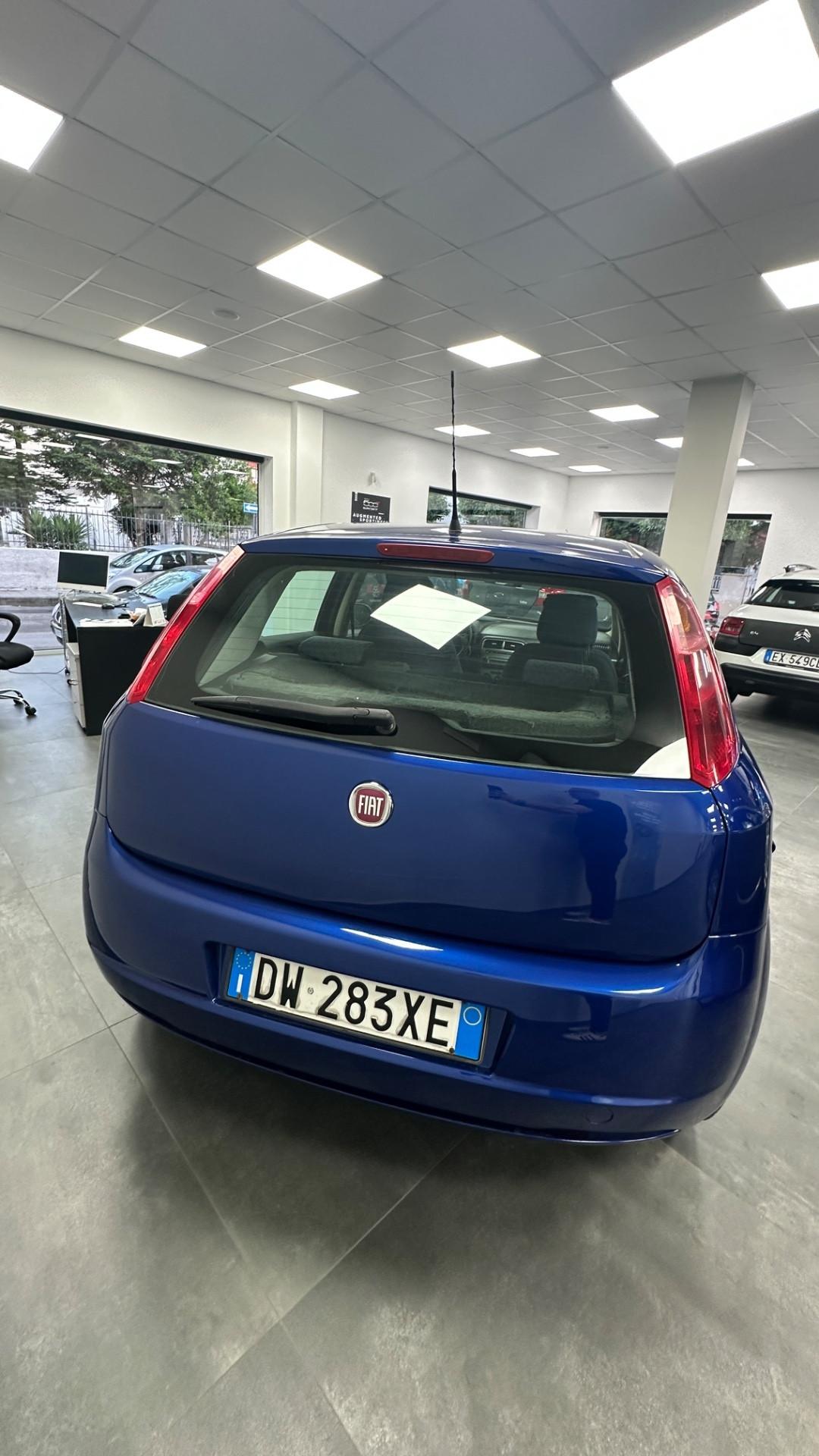 Fiat Grande Punto 1.3 MJT 75 CV 5 porte Dynamic