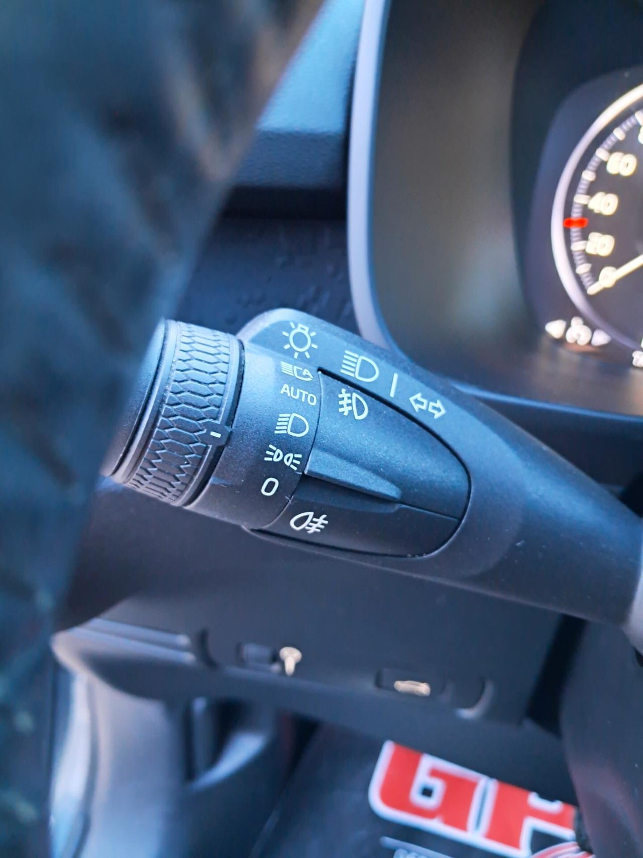 Volvo XC40-2.0-150CV*CAM*LED*NAVI