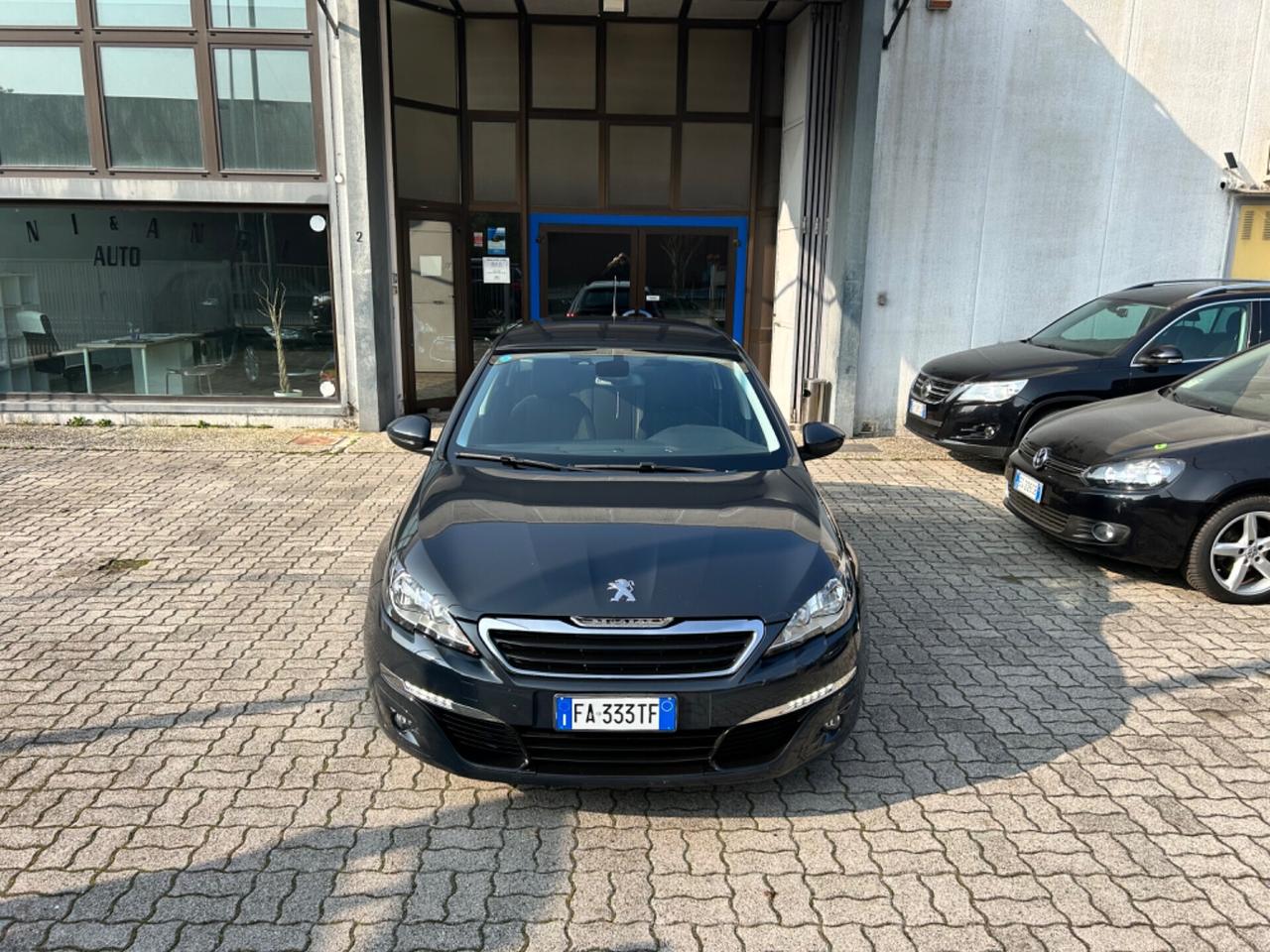 Peugeot 308 gancio traino 1.6 BlueHDi CV120