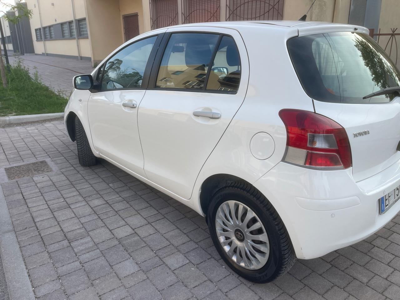 Toyota Yaris 1.4 D-4D DPF 5 porte M-MT Sol