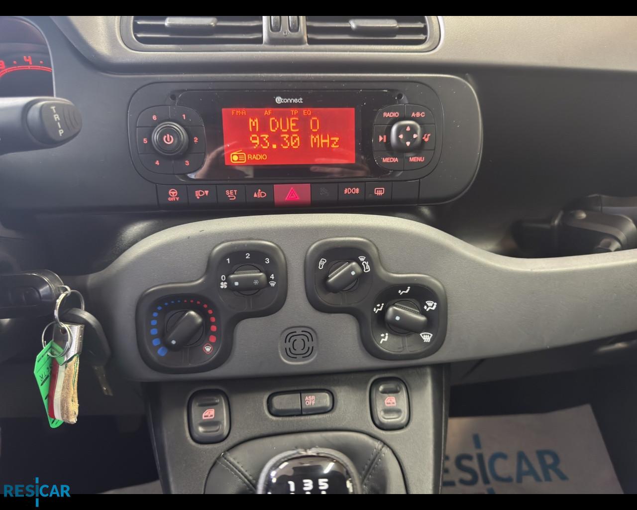 FIAT Panda 1.2 Lounge 69cv IDONEA NEOPATENTATO