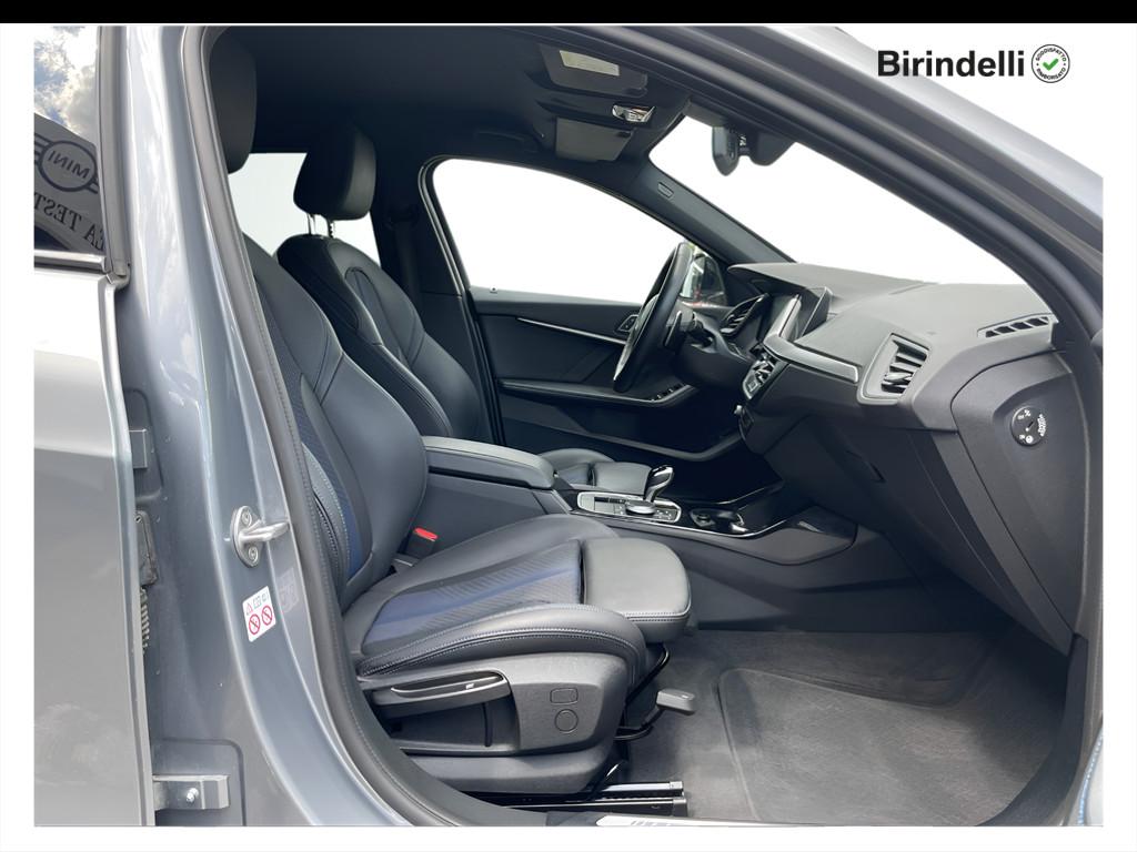 BMW Serie 1 (F40) - 118d 5p. Msport
