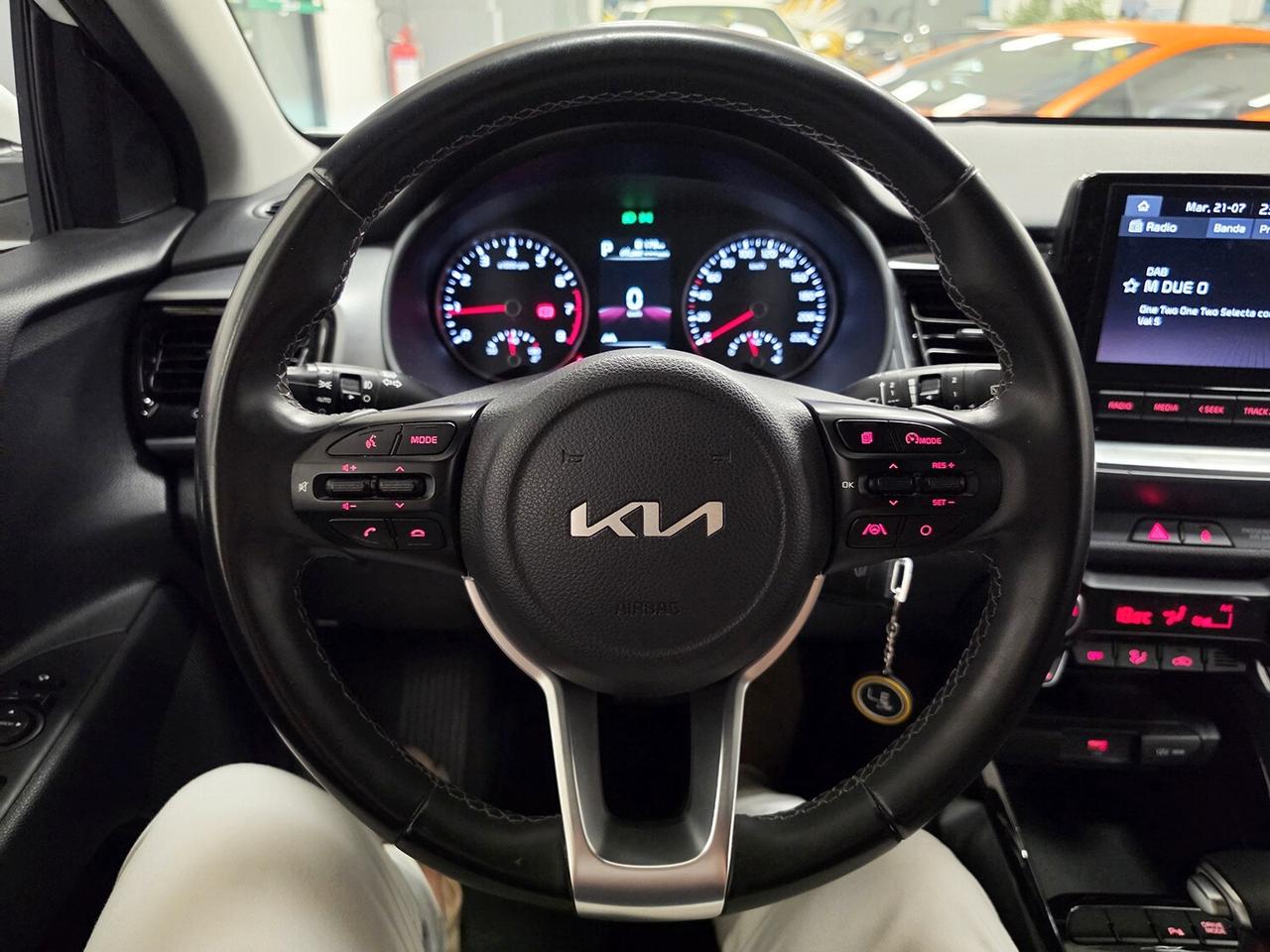 Kia Stonic 1.0 T-GDi GPL DCT Style_95CV_PARI AL NUOVO_UNIPROP_GAR 12 MESI_CERTIFICATO CONF.MAN.UFFICIALE