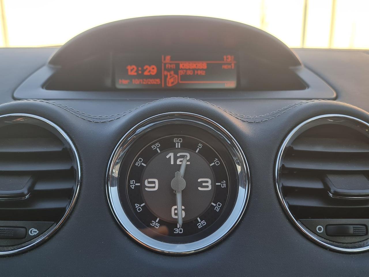 Peugeot RCZ 1.6 155 THP Black Yearline #8249