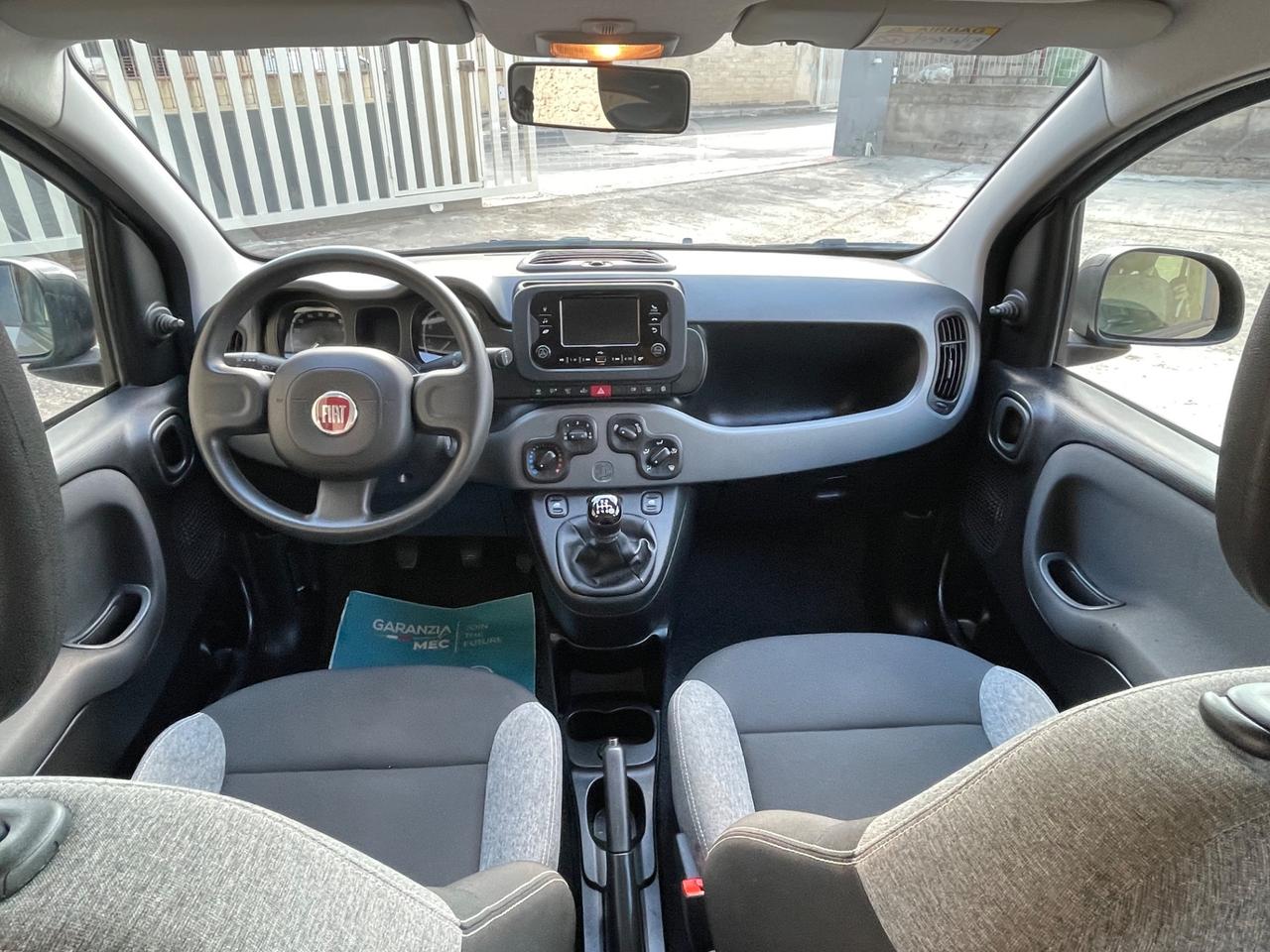 Fiat Panda 1.0 FireFly S&S Hybrid Garmin