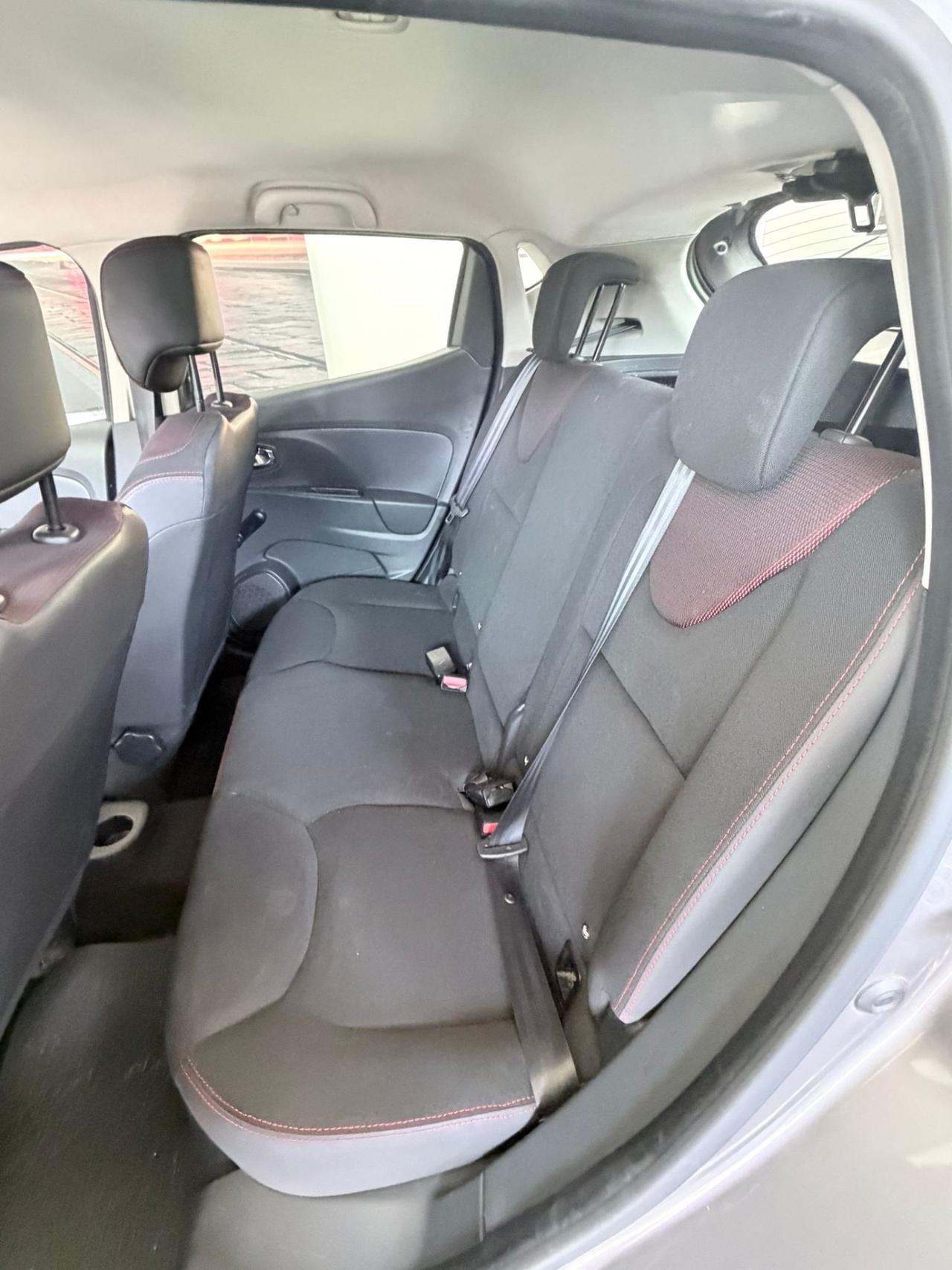 Clio 1.2 75CV GPL CASA MADRE