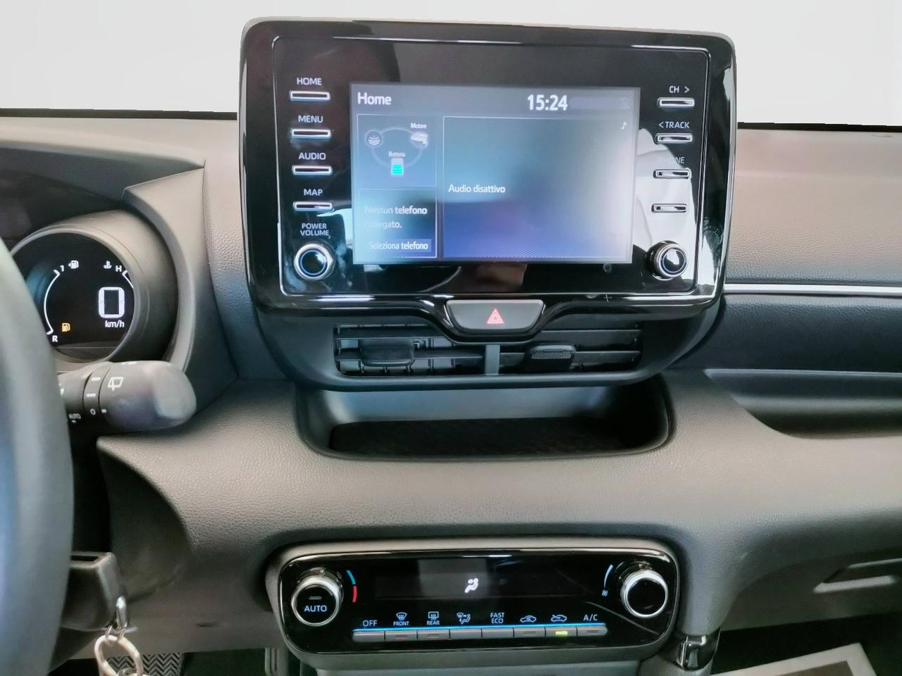 TOYOTA Yaris - TOYOTA Yaris 1.5 Hybrid 5 porte Trend