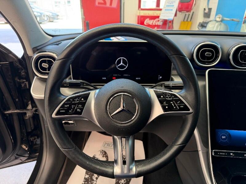 MERCEDES Classe C (W/S206) C 200 d Mild hybri...