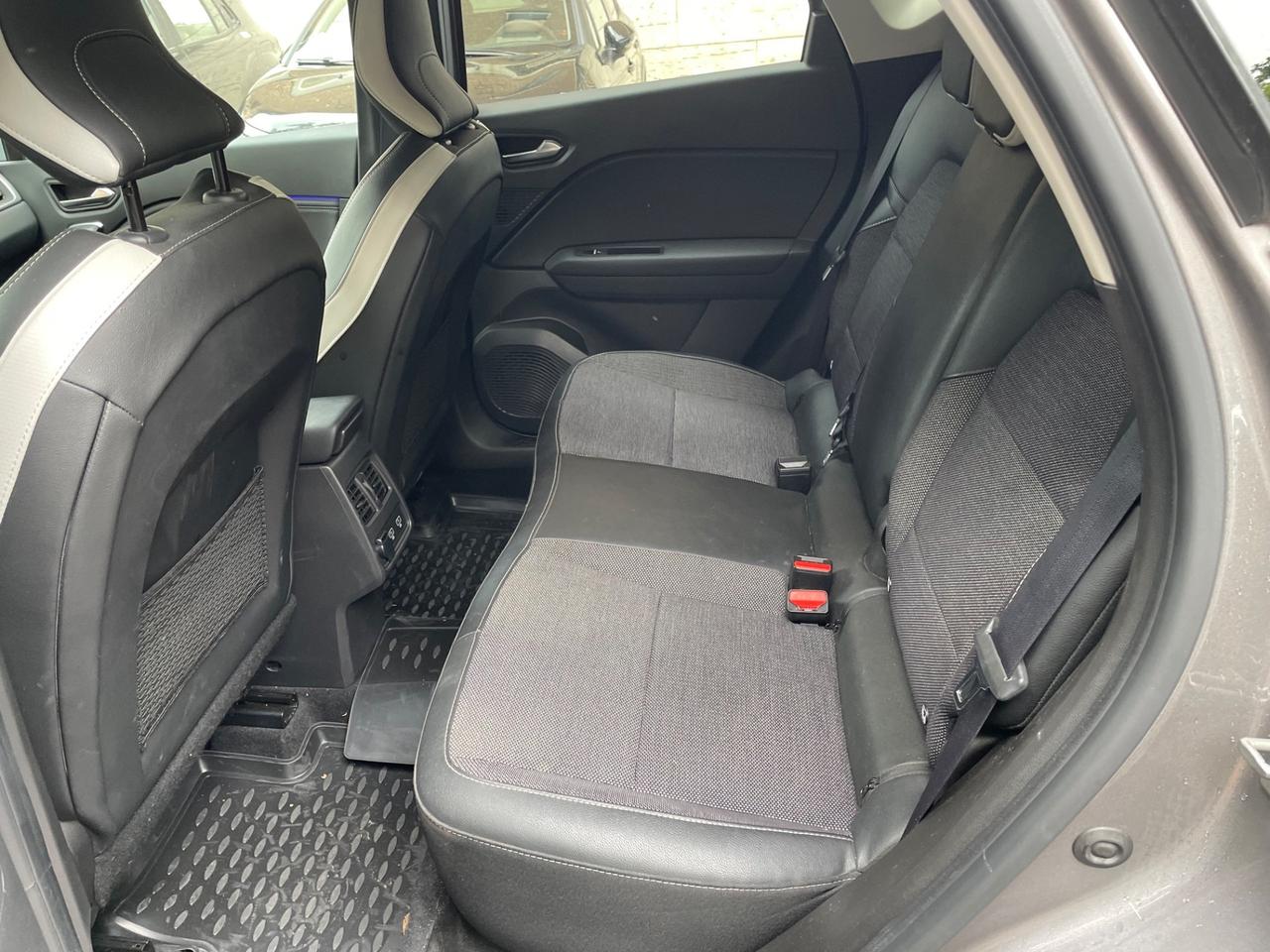 Renault Captur 90cv techno