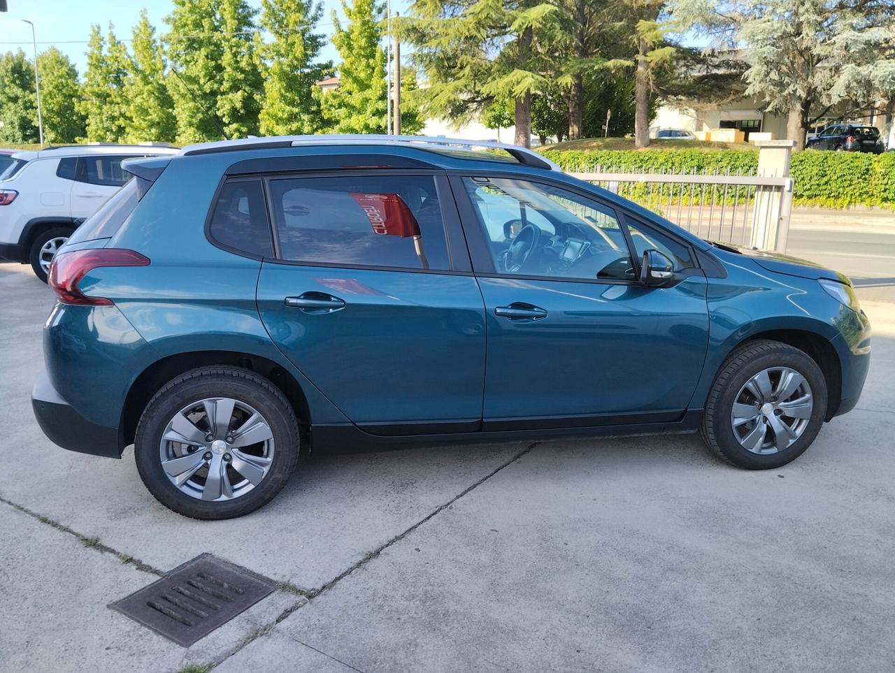 Peugeot 2008 BlueHDi 100 Active