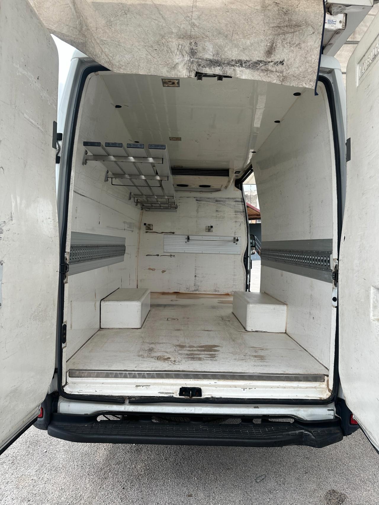 Iveco Daily 35c15 con tendone elettrico senza Atp