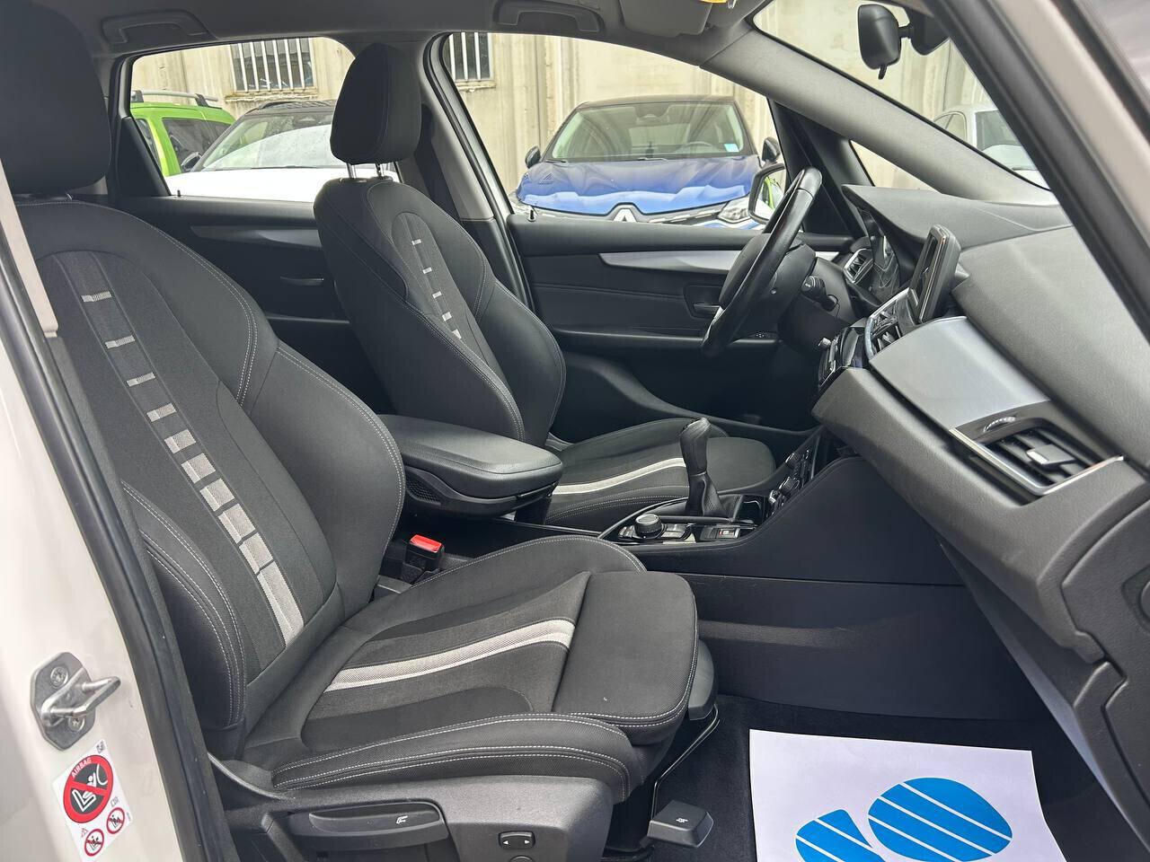 Bmw 216 218d Active Tourer Advantage