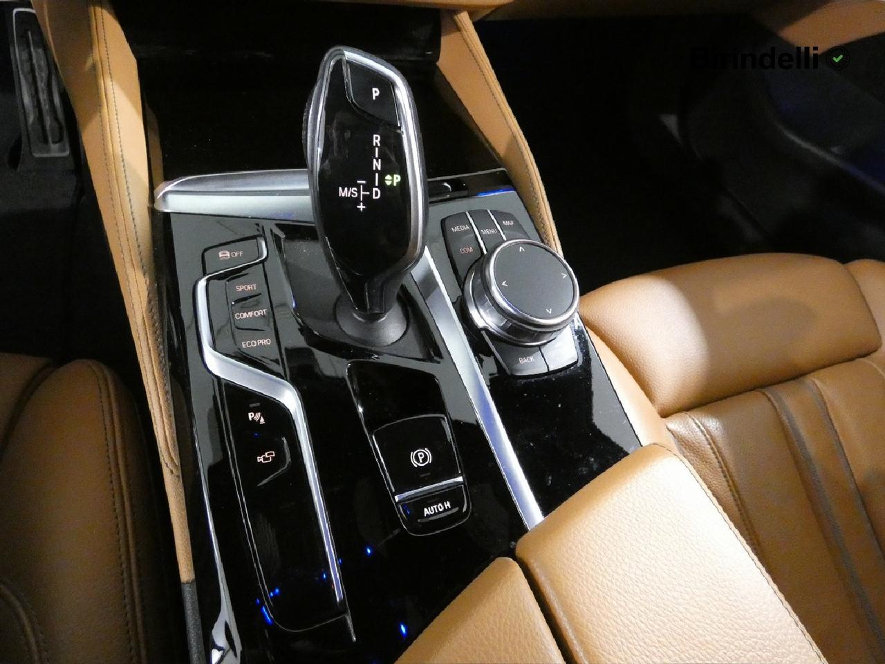 BMW Serie 5(G30/31/F90) - 530d 48V xDrive Touring Msport