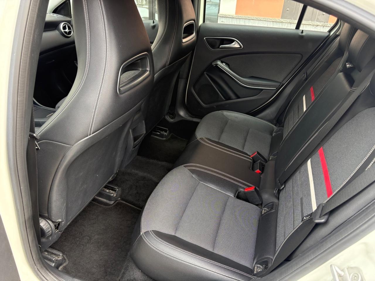 Mercedes-benz A 160 CDI Automatic Executive 2015