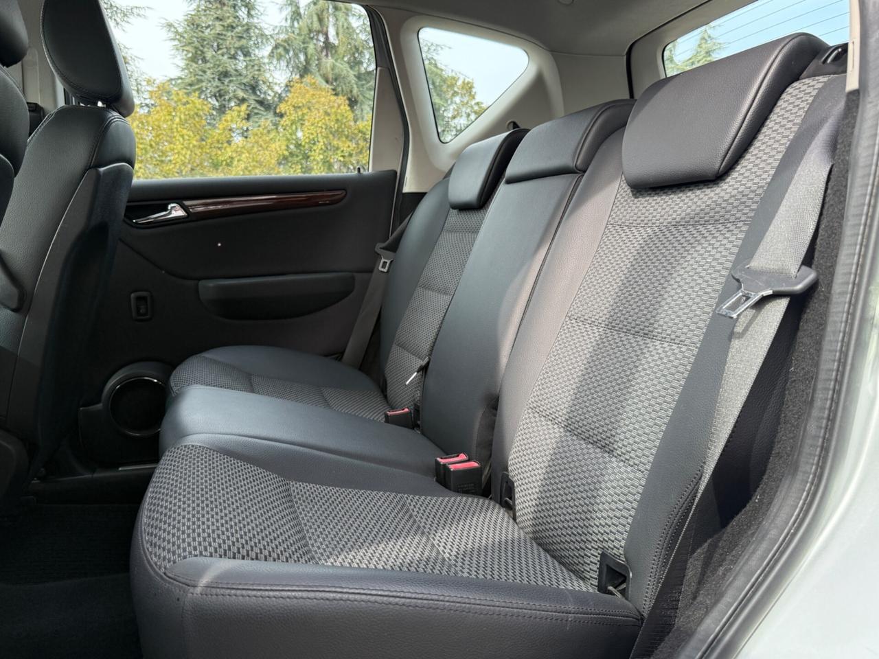 Mercedes-benz A 180 BlueEFFICIENCY Avantgarde