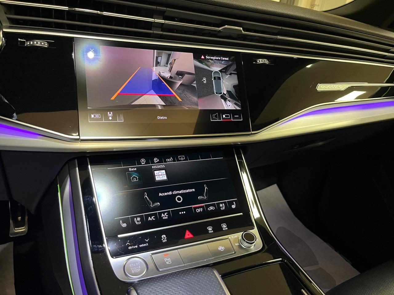Audi Q8 45 TDI quattro S-Line Matrix/Tetto iva ESPOSTA!!