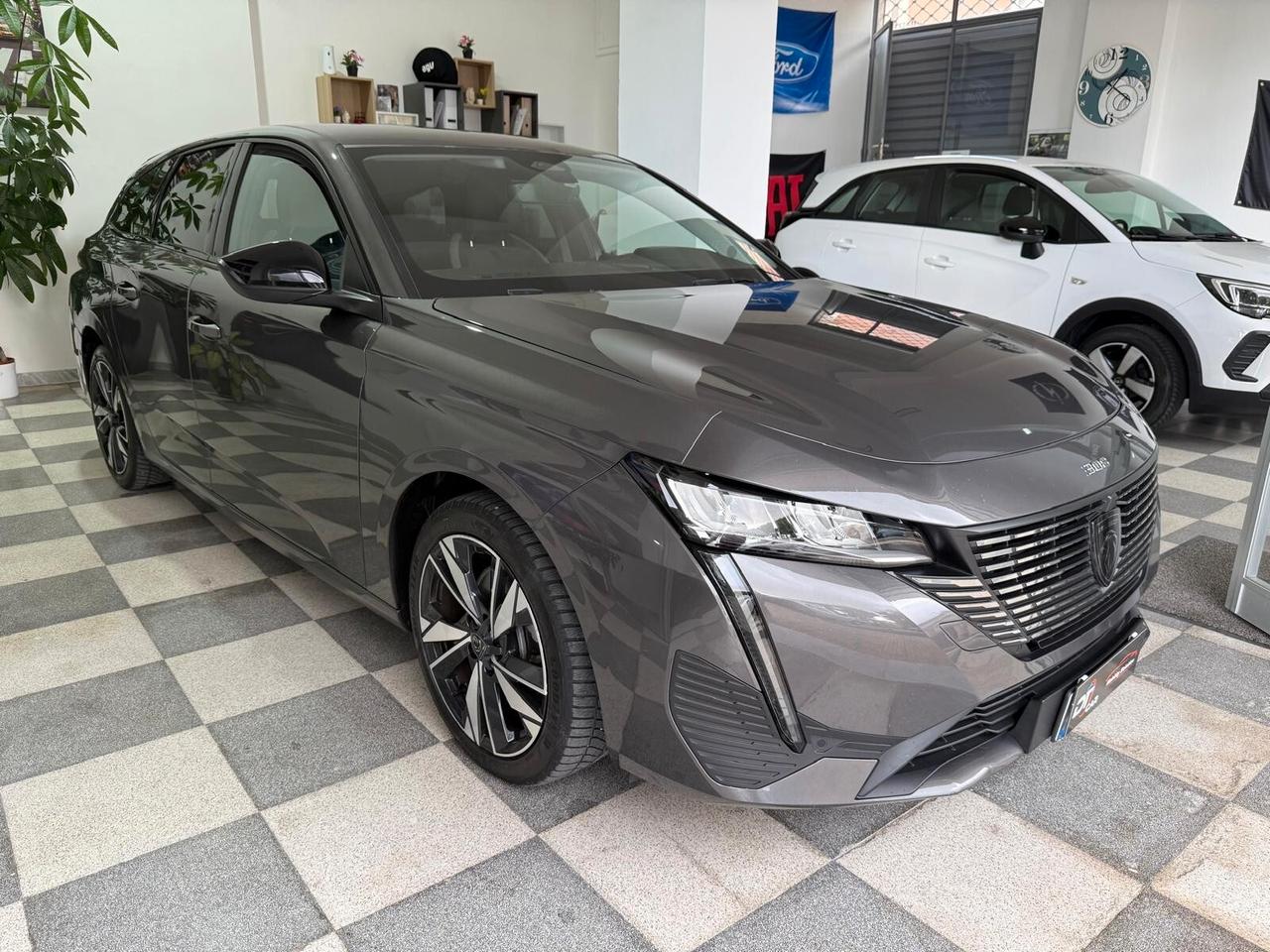 Peugeot 308 BlueHDi 130 S&S SW Allure