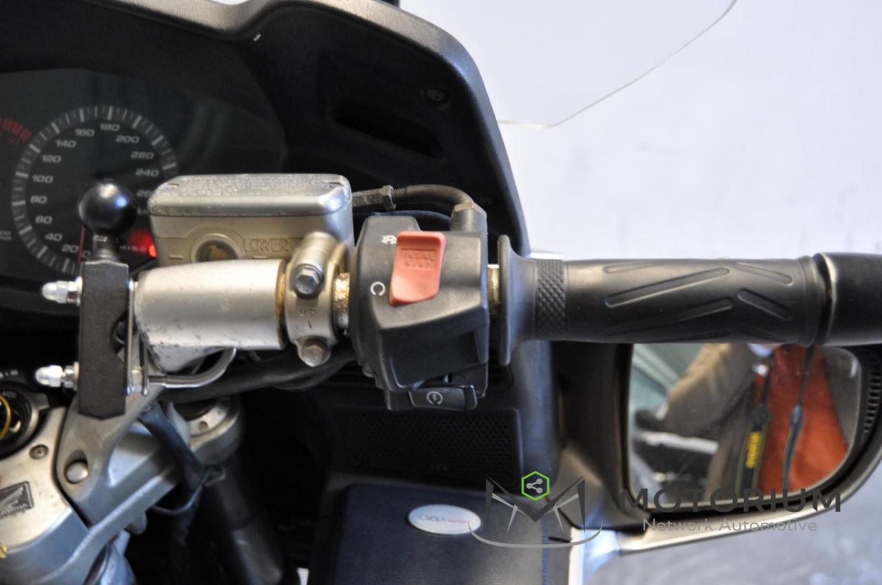 HONDA Pan-European ST 1300 1300 Abs