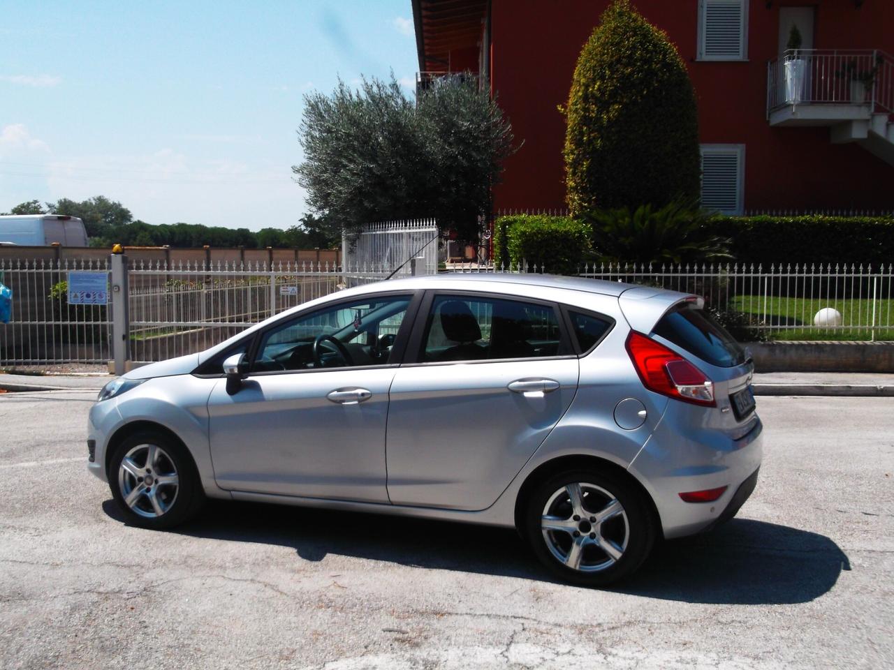 New Ford Fiesta 1.5 Tdi Neopatentati 2014