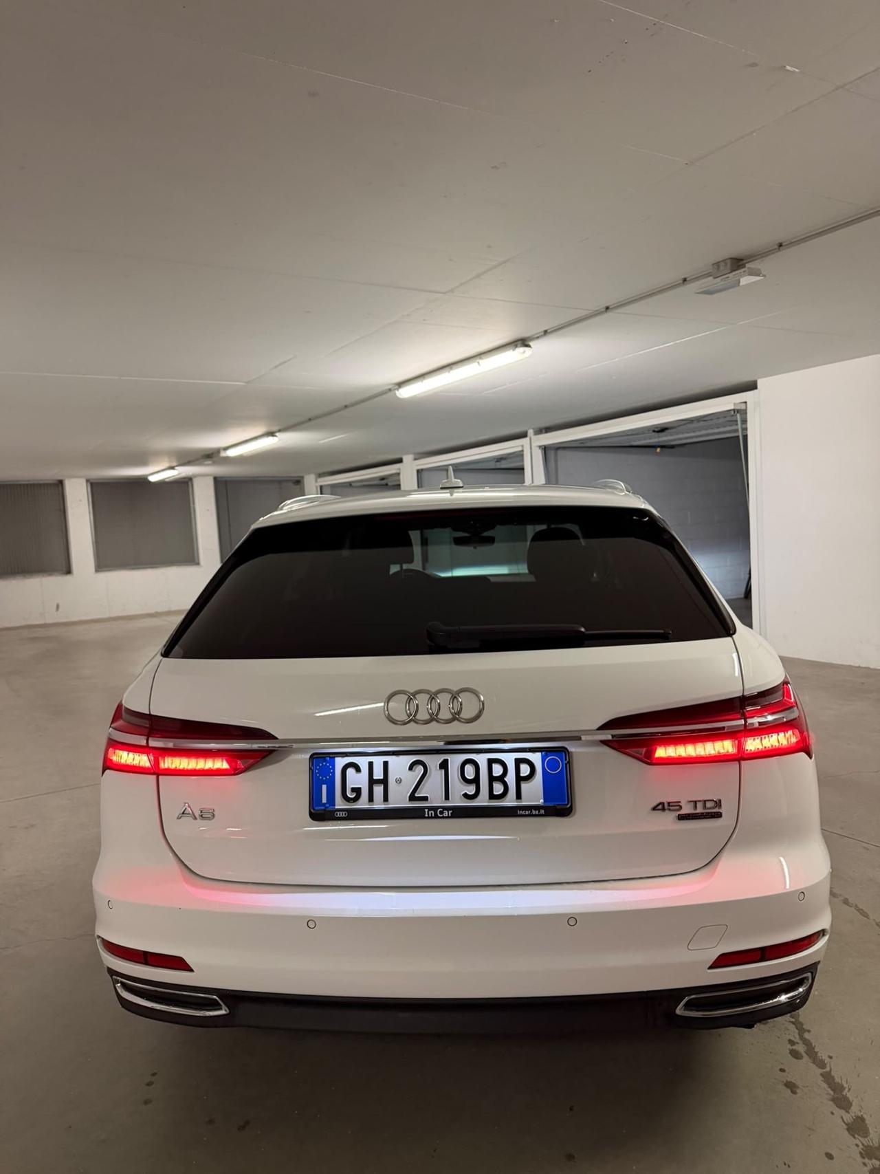 Audi A6 Avant 40 2.0 TDI S tronic Business
