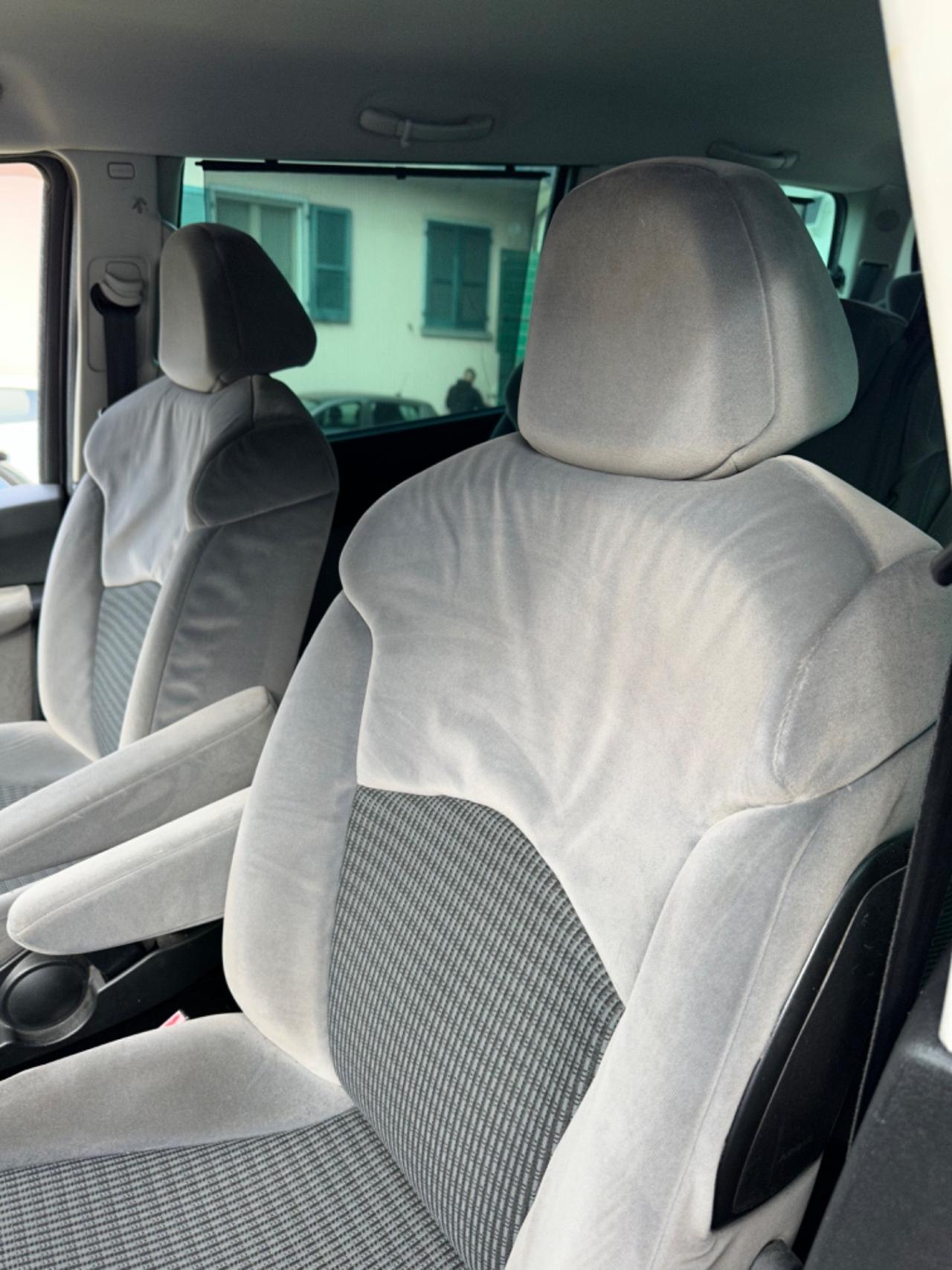 Citroen C8 2.0 HDi 7POSTI SEDUCTION EU5B KMCERT UNICOPR