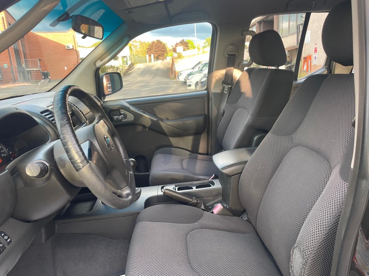 Nissan Navara 2.5 dCi 4 porte Double Cab LE HARD TOP