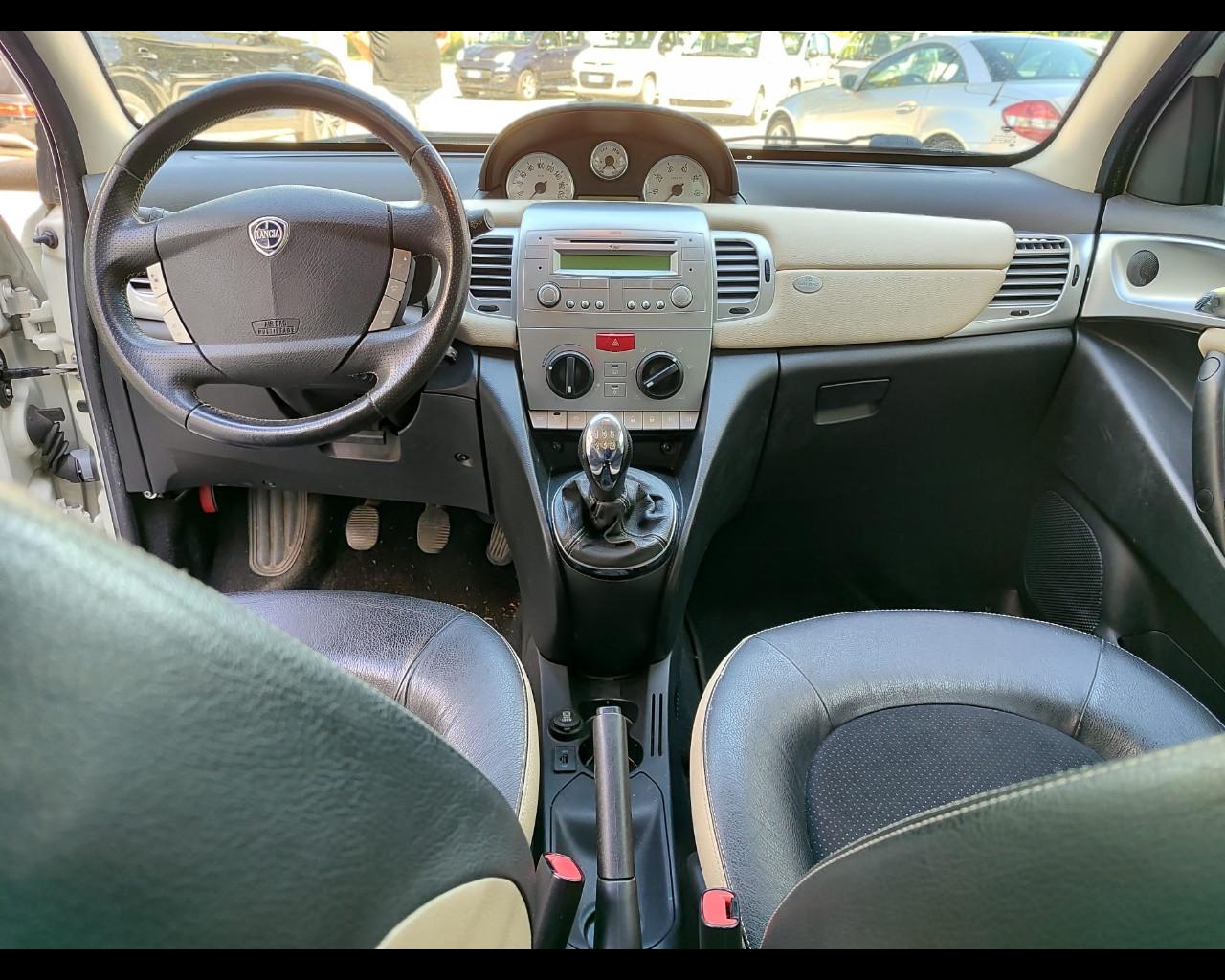 LANCIA Ypsilon 2ª serie - Ypsilon 1.3 MJT 75 CV Platino