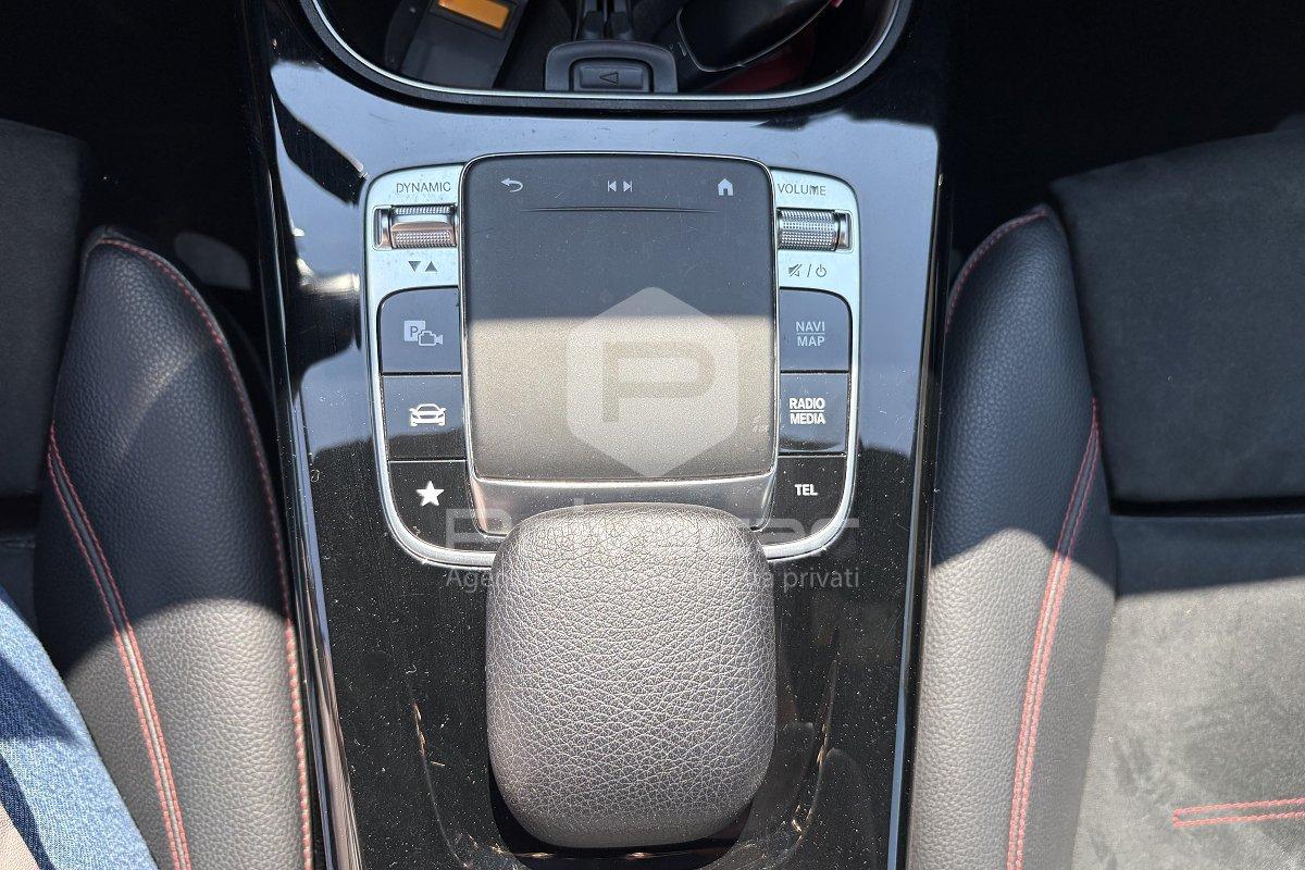 MERCEDES A 180 d Automatic Premium