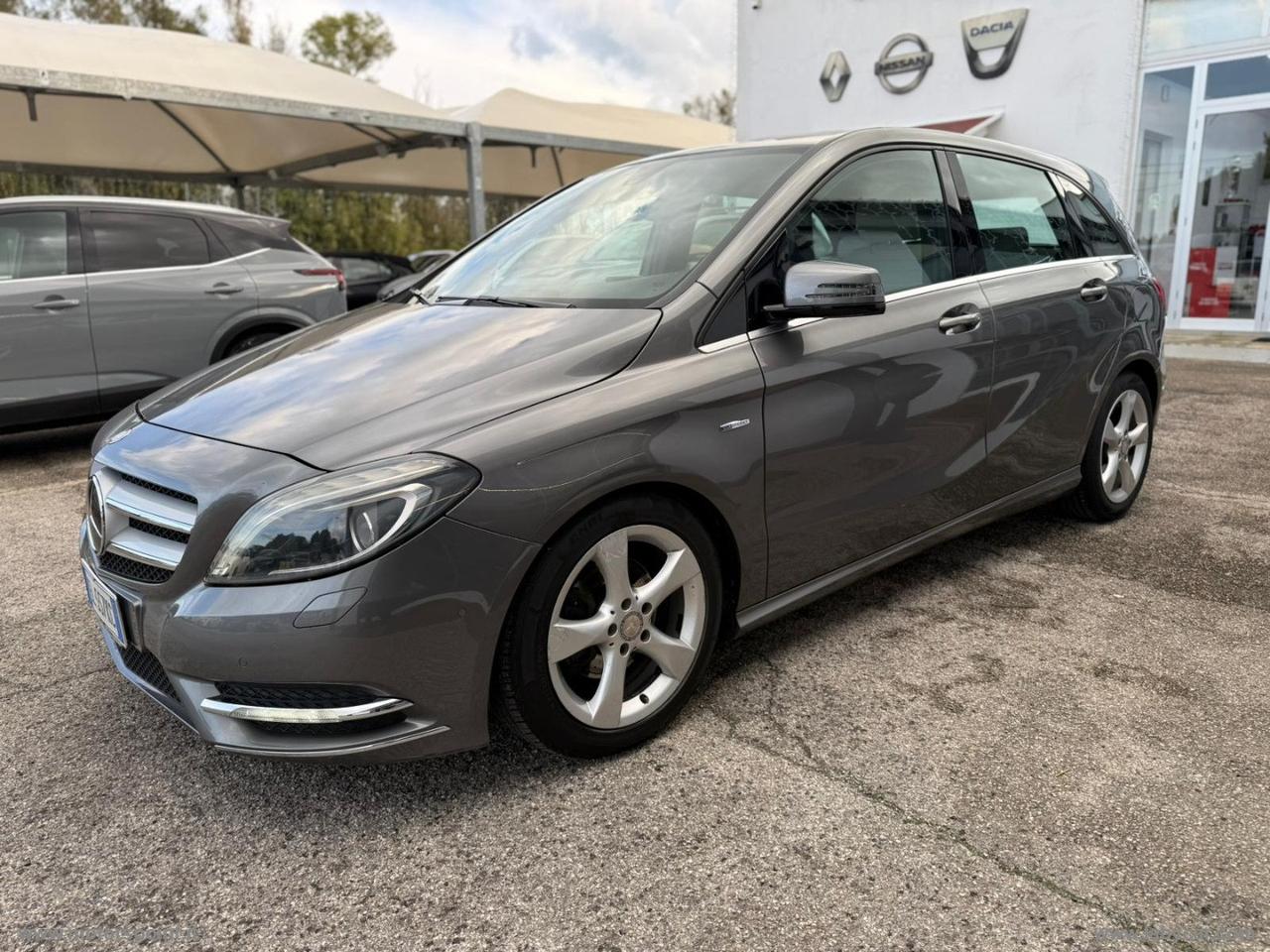 MERCEDES-BENZ B 180 CDI BlueEFFICIENCY Premium