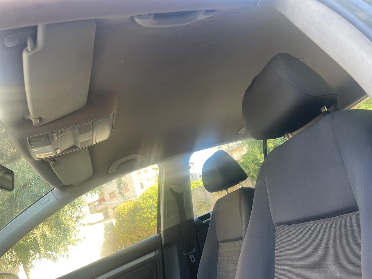 Volkswagen Golf 1.6 16V FSI 5p. Comfortline