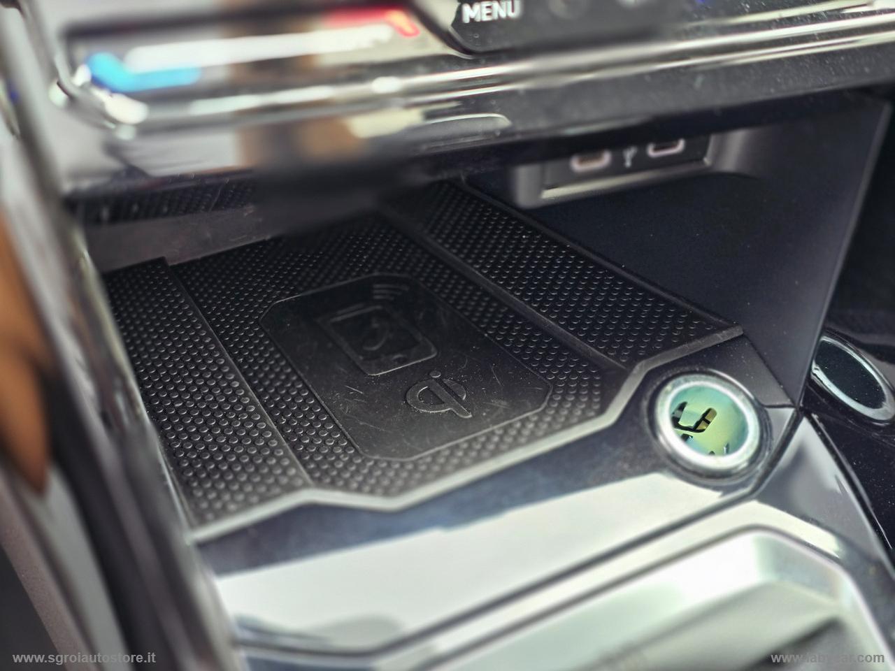 VOLKSWAGEN T-Roc 2.0 TDI SCR R-Line