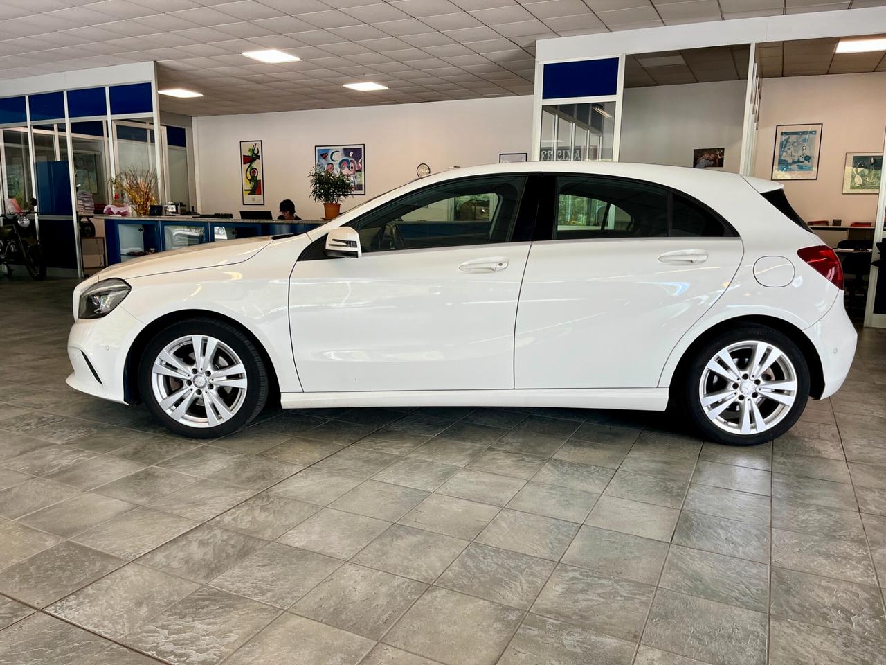 Mercedes-benz A 180 Sport-NEOPATENTATI-
