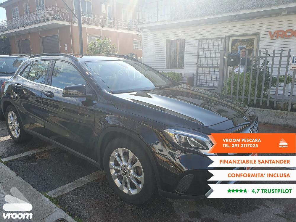 MERCEDES GLA 180 PREMIUM