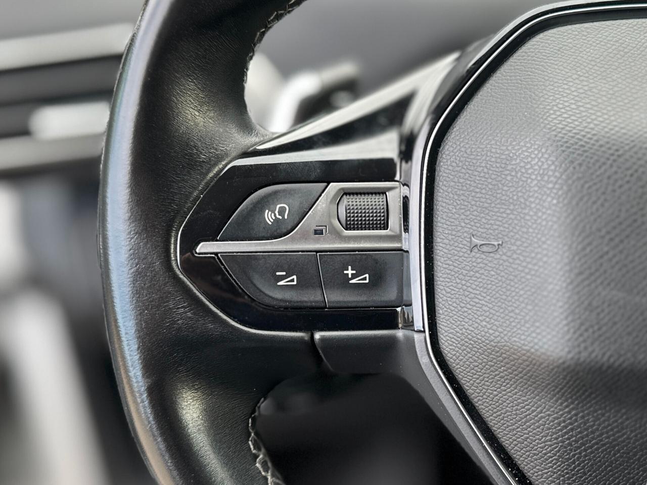 Peugeot 3008 BlueHDi 130 S&S Allure Pack