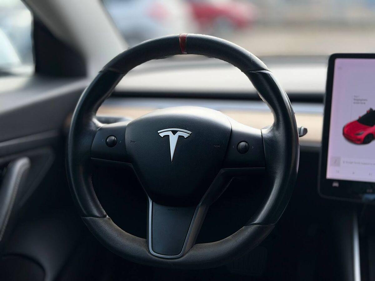 Tesla Model 3 Standard rwd Plus