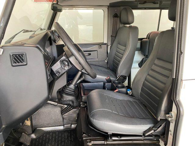 LAND ROVER Defender 90 2.2 TD4 N1