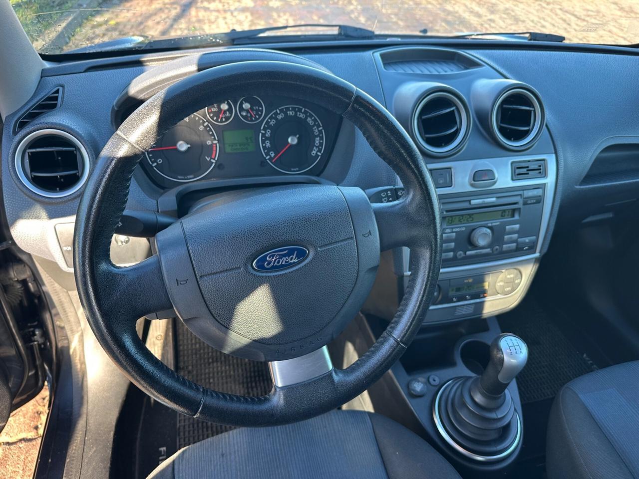 Ford Fiesta 1.2 benz 2007 NEOPATENTATI