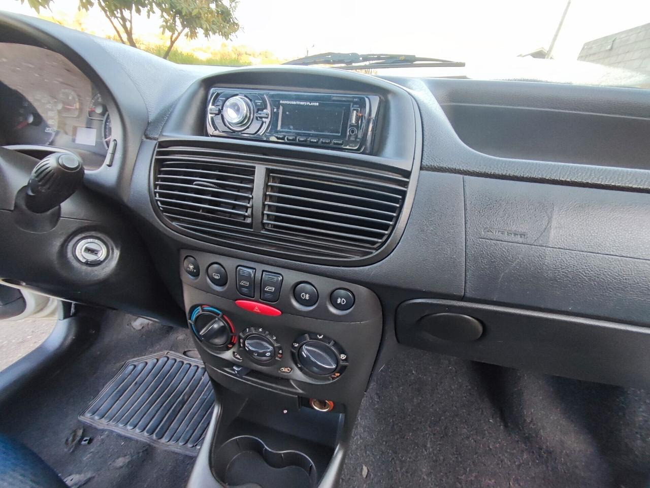 Fiat Punto 1.3 Multijet 16V 3 porte Dynamic