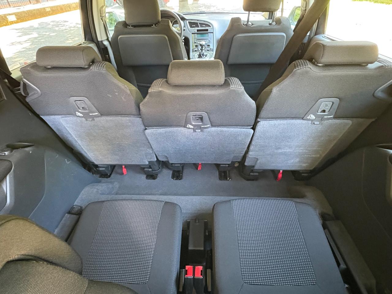 Peugeot 5008 1.6 HDi 112CV Business